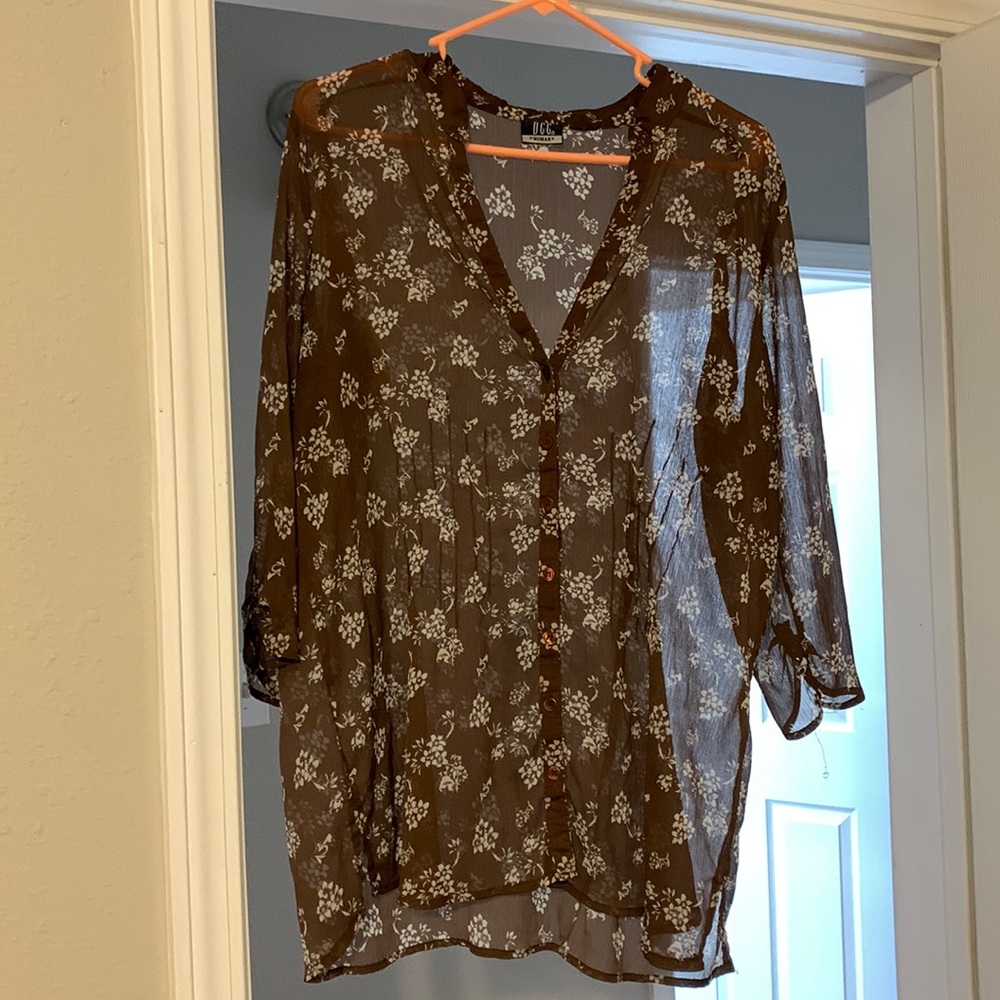 Very thin blouse